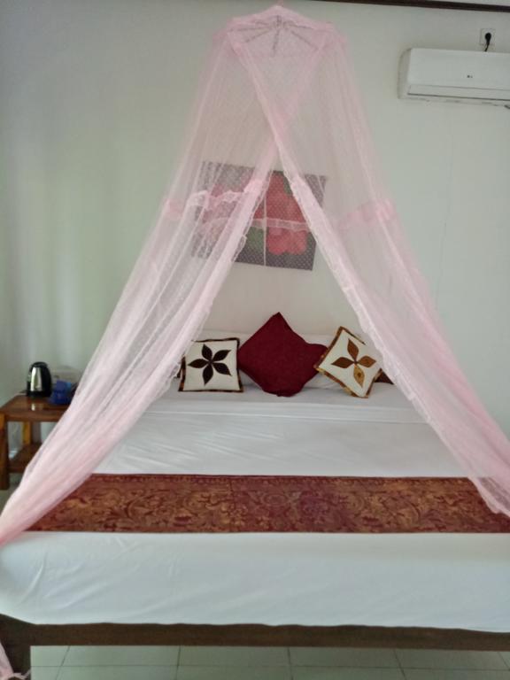 Swara Homestay 2 Nusa Lembongan  Exterior photo